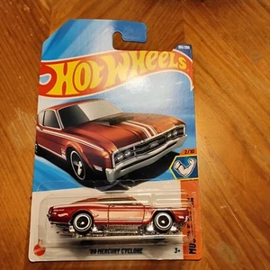 Hot Wheels Muscle Mania 2/10 '69 Mercury Cyclone 165/250 Red - Picture 1 of 1