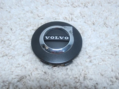 VOLVO C40, S60, S90, V60, XC40, XC60, XC90 OEM WHEEL CENTER CAP 32243631 #2B-10 - Image 1 of 2