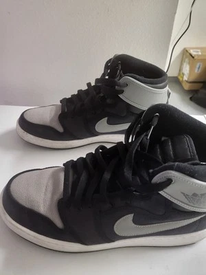 Talla 10.5 - Jordan AJKO Retro 1 Sombra Alta   Foto 1 de 4