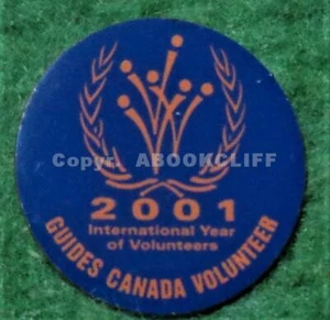 GIRL GUIDES Volunteer 2001 Pin Mint - Picture 1 of 4