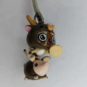 Monster Hunter 1" Airou Palico Felyne Nara Boar Poogie Figure Keychain Charm - Picture 1 of 3