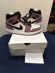 Size 9.5w - Air Jordan 1 SE Mid Berry Pink Women's Black White Brand New - Picture 1 of 5