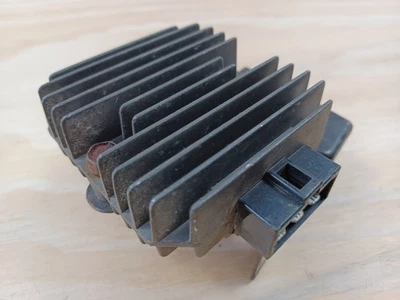 ♻️D♻️Kawasaki GPX600 Regulator Rectifier SH555-12 - Image 1 of 4