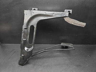 Soporte guardabarros Saturn Sky soporte conductor superior izquierdo 07-09 OEM Foto 1 de 4