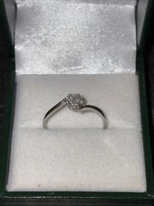 9ct White Gold Diamond Cluster Ring, 0.15ct, Great Condition, Size P - Picture 1 of 8