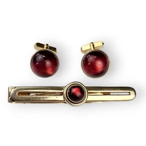 Swank Cufflinks Tie Bar Set Red Moonglow Lucite Cabochon Gold Plated Vintage 60s - Picture 1 of 12