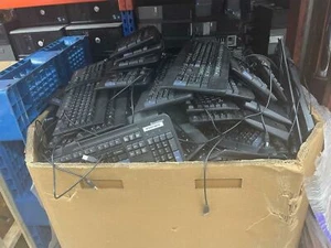 Mix Gaylord of Wired USB Keyboard USED - Dell Lenovo Fellowes Logitech Compaq - Picture 1 of 3