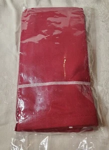 Neu Pampered Chef #2191 Cranberry Fensterscheibe Servietten 2er Set nicht mehr produziert Neu in Verpackung  - Bild 1 von 5
