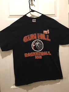 Gildan Heavy Cotton Men Black Shirt With Gun Hill BasketBall Size Large. - Picture 1 of 7