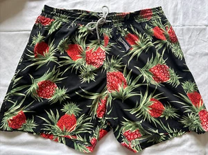 KURBELWELLE Badeshorts schwarz Dekor Ananas XXXL mit Zubehör Saint Tropez - Bild 1 von 8