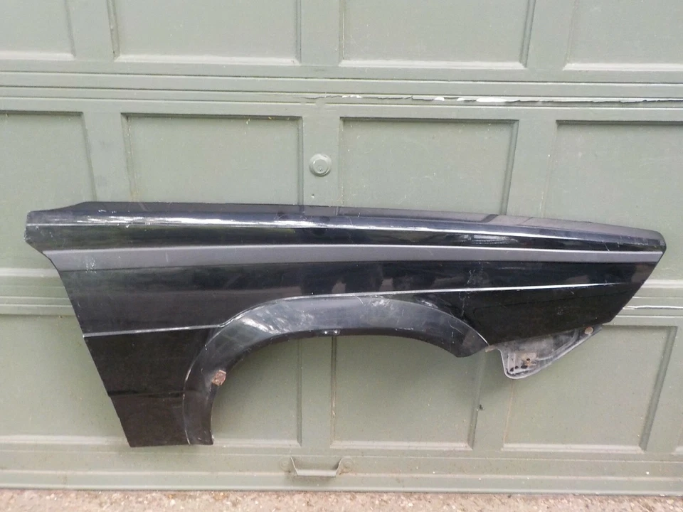 Guardabarros delantero derecho ALFA ROMEO MILANO Verde 3.0 usado ORIGINAL lado pasajero Foto 1 de 4