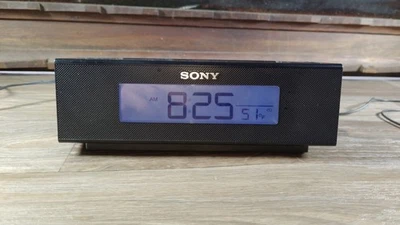 SONY Dream Machine ICF-C707 Backlit LED Alarm Clock AM/FM Radio w/Nature Sounds  - Image 1 of 4