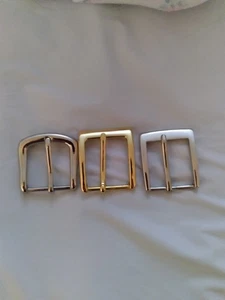 SET BESTEHEND AUS 3 NORMALEN SCHNALLEN FÜR 1 1/4 BREITE SCHNALLEN VERSCHIEDENE DESIGNS - Bild 1 von 2