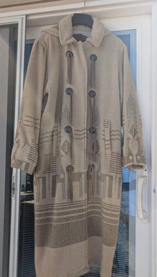 Vtg Woolrich Women's Southwestern Aztec / Navajo Wool Blanket Coat Long Jacket M - Image 1 of 4