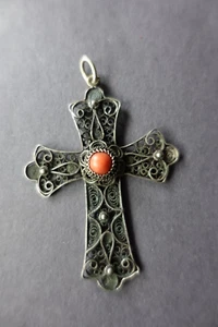 Antique Superb Large 800 Silver Filligree Genuine Red Coral Cross Pendant - Picture 1 of 5