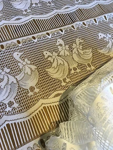 French Embroidered Polycotton Lace Display Panel - Foto 1 di 10