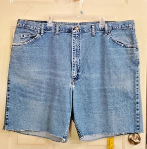 Herren Gr. 48 Wrangler Denim Cut-Off Jeans Shorts Relaxed Fit Med Wash Relaxed Fit - Bild 1 von 6