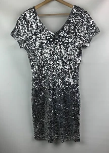 MANER Dress Silver Sequin V-Neck Short Sleeve Bodycon Knee Length Size L NEW - Picture 1 of 8