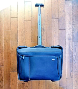 Victorinox 4.0 Werks Rolling Garment Suit Bag Luggage Black Carry-On Size 22 in - Picture 1 of 22