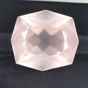 20.82 ct LUSTROUS BEST GRADE LIGHT PINK NATURAL ROSE QUARTZ Cushion See VDO - Imagen 1 de 2