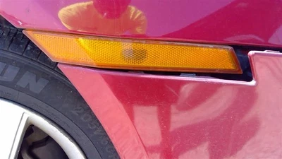 Used Side Marker Light Assembly fits: 2008 Ford Fusion Side Marker side of fende - Image 1 of 4
