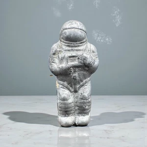 SPACE TOY SOUVENIR 60er Jahre! Vintage alte Metall Ukraine russische Puppe Kosmonaut Leonov - Bild 1 von 19