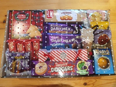 CADBURYS Luxury Christmas Hamper Food & Treats Chocolate Ladies Men Couples + Xmas Card