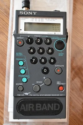 Sony Air-8 PSB AIR FM AM 4-Bands Scanner Radio aus Nachlass  - Bild 1 von 4