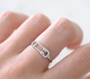 0.20CT Simulated sapphire Unique Safety Pin Design Fancy party wear Women's Ring - Picture 1 of 9