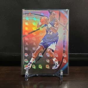 2000-01 Fleer Mystique Basketball Karl Malone Spieler der Woche #13 NRMT - Bild 1 von 2