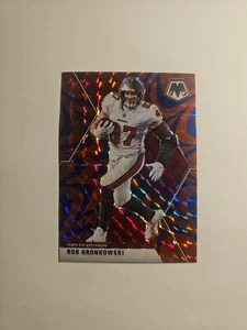 2020 PANINI MOSAIC ROB GRONKOWSKI, #136, RED & BLUE REACT PRIZM, SUPERBOWL CHAMP - Picture 1 of 2