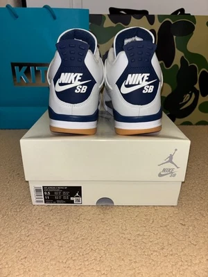 Talla 9.5 - Nike SB x Air Jordan 4 Retro SP Azul Marino Foto 1 de 4