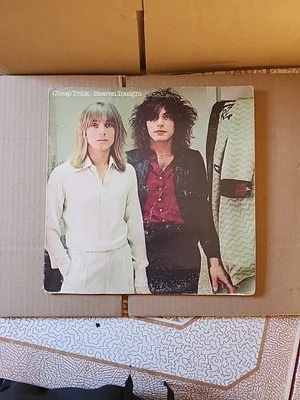 1978 Cheap Trick – Heaven Tonight 35312 LP33 - Image 1 of 4