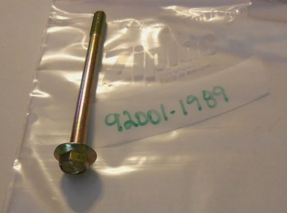 Nuevo Kawasaki KX60 1984 OEM perno, brida, 8x105 92001-1989 cantidad 5 Foto 1 de 1