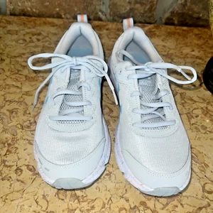 Size 8.5 -New Under Armour Charged Impulse Gray Women's Athletic Shoes Sneakers - Picture 1 of 12