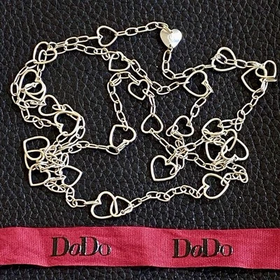 Dodo Pomellato Collana Lunga Multi Cuori Limited Edition Argento Originale Rara - Immagine 1 di 4