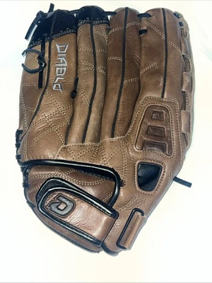 Guante de Softbol Lanzador Diestro DeMarini DIABLO 13.5" A0725 DB135 Foto 1 de 4