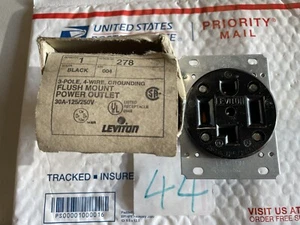 Leviton #278 3-pole, 4-wire Grounding Power Outlet, 30A-125/250V. 1 lot of 4EA - Picture 1 of 3
