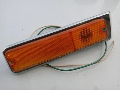 Jeep Grand Wagoneer 1984-93 passengerr Front Marker Lens Chrome Bezel Light oem - Image 1 of 4