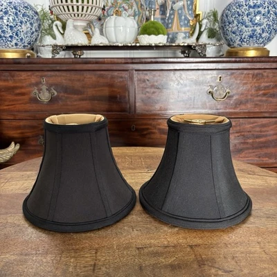 Par de cortinas de tela decoradoras de seda negras para lámparas de buffet 4x8x6,5 LNU Foto 1 de 4