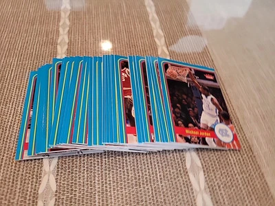 2012-13 Fleer Retro 50 Cartas Conjunto Completo Básico Veterano Michael Jordan LeBron + - Imagem 1 de 4