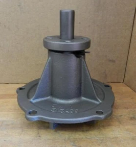 1953 Oldsmobile 88 98 With Factory A/C 303 5.0L rebuilt water pump 563213 - Picture 1 of 6
