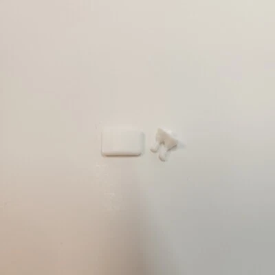 AMT 1/20 1992 Toyota 4x4 Pickup 1082 Parts Arm Rest Stick Shift - Image 1 of 3