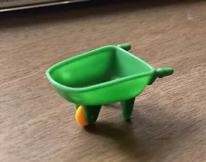 Juguete Happy Meal McDonalds vintage 1989 Peanuts Lucy Snoopy carretilla verde - Imagen 1 de 4