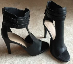 ♡ZARA♡ Trafaluc BLoGGeR sexy CuT OuT Sandale Sandalette Heels T-Strap 38 NEU 79€ - Bild 1 von 12