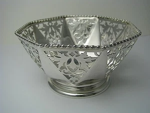 MAPPIN & WEBB STERLING SILVER BOWL PIERCED CANDY DISH M&B Sheffield England 1947 - Picture 1 of 12