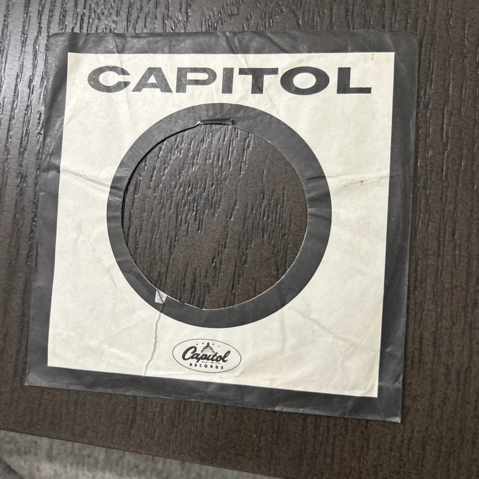 1 Company Sleeve Only Capitol White Black Target Foto 1 de 3