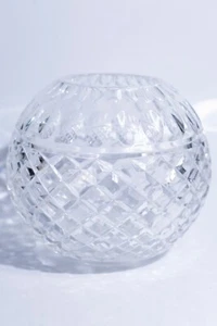 Vintage Crystal Diamond Cut Round Globe Clear Bud Vase w/Thumb Nail edge 6" - Picture 1 of 7