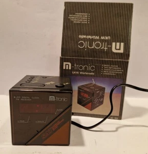 B6 N-TRONIC RADIO CUBO FM RADIO RELOJ DIGITAL DESPERTADOR RECEPTOR FM digital - Imagen 1 de 8