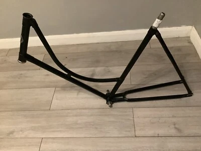 1930s Hercules Bike Loop Frame 22 “quadro tinha 28 rodas sem garfos para restaurar - Imagem 1 de 4